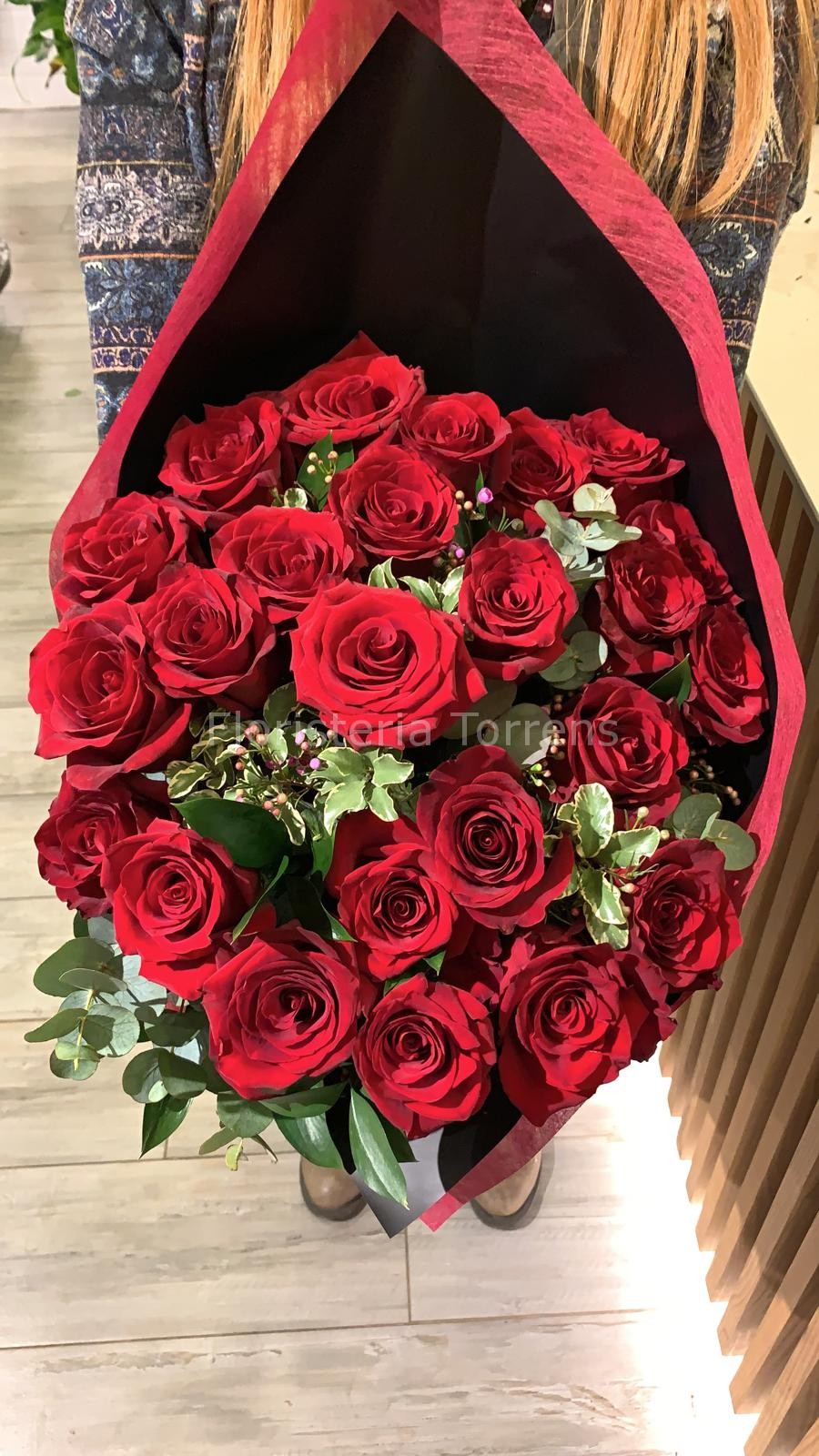 mermelada homosexual marzo Ramo de 24 rosas especial San Valentin - FLORISTERÍA TORRENS